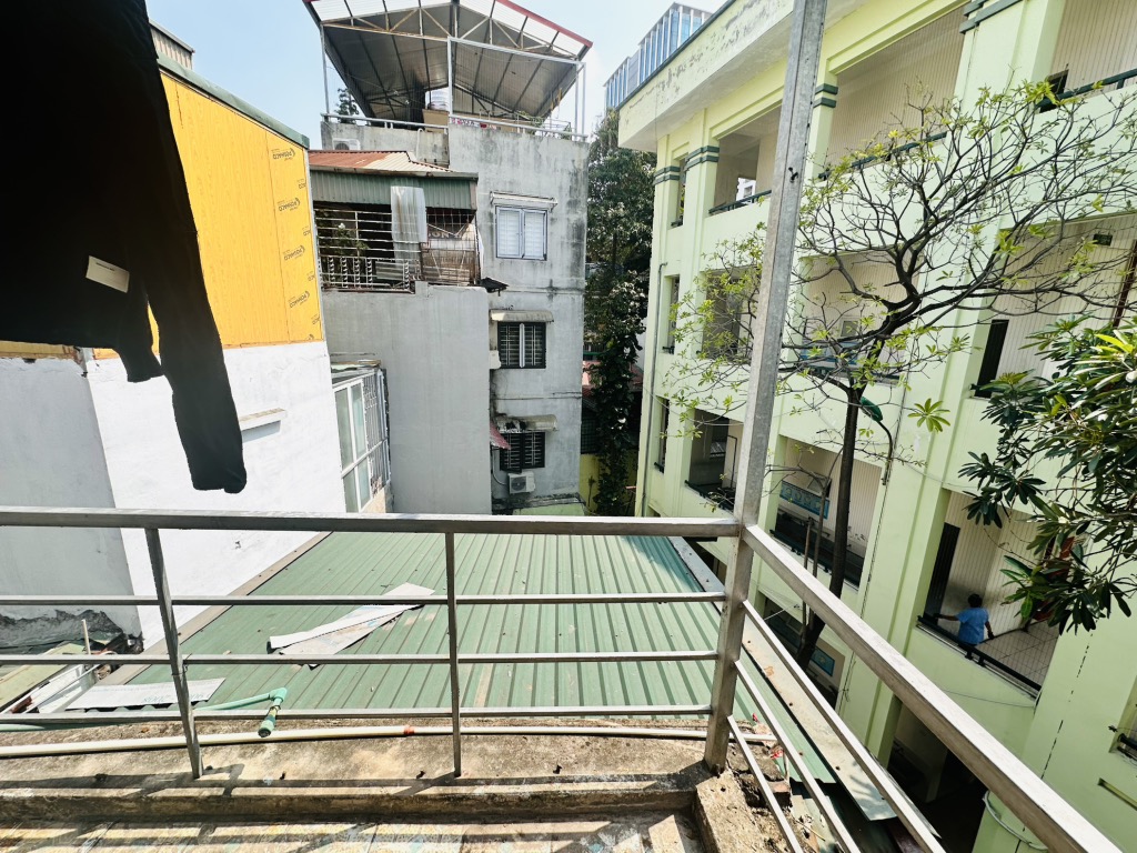 Bán nhà Hồng Mai - diện tích 40m2 4 tầng - Nhà đẹp hiếm có - giá 4,8 tỷ