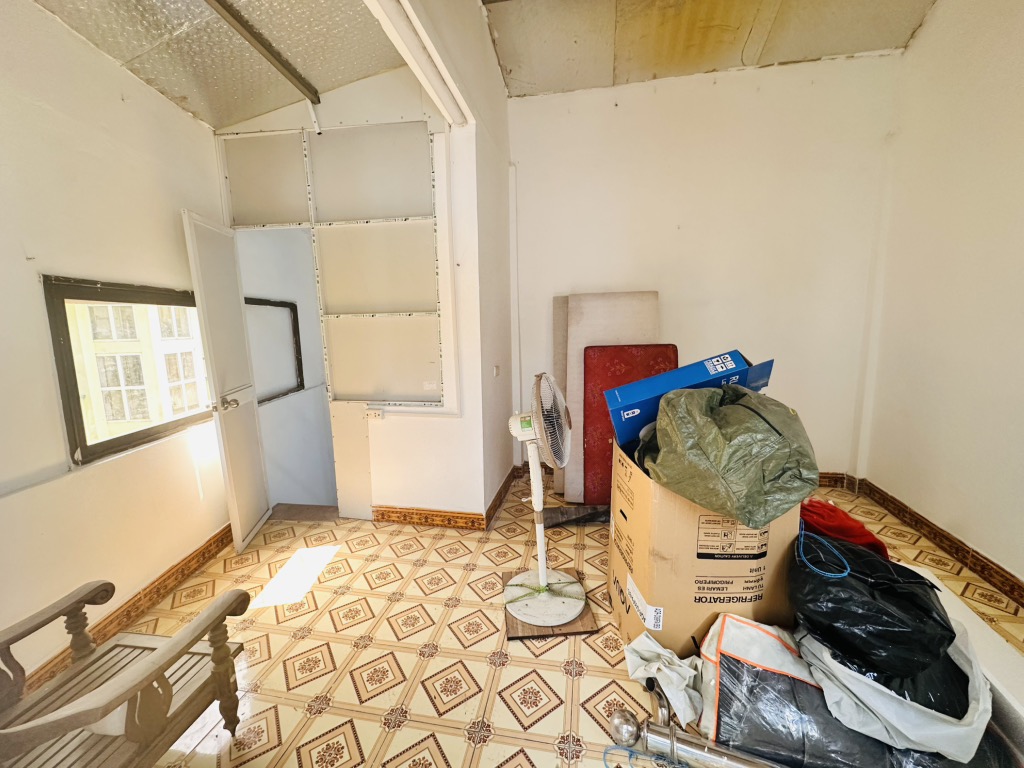 Bán nhà Hồng Mai - diện tích 40m2 4 tầng - Nhà đẹp hiếm có - giá 4,8 tỷ