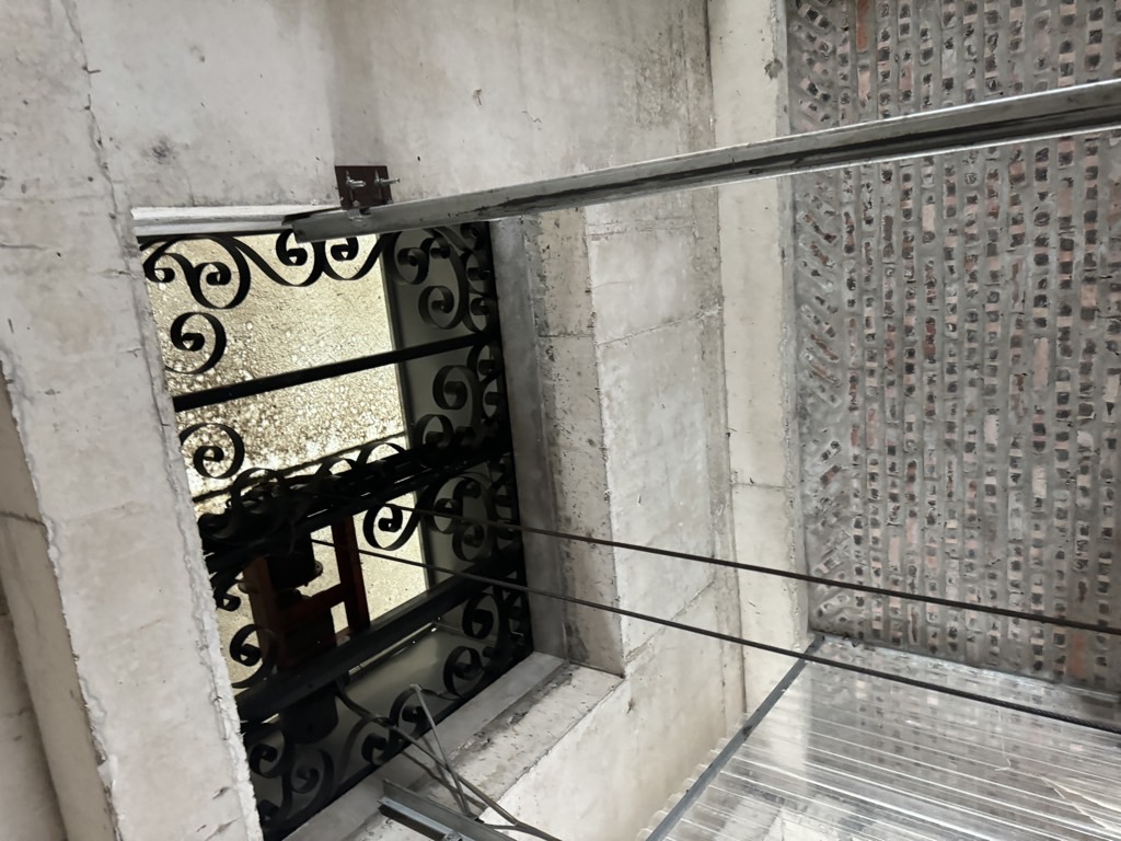 Bán nhà Đường 70 - diện tích 112.5m2 5 tầng - Cực hiếm - giá 31 tỷ