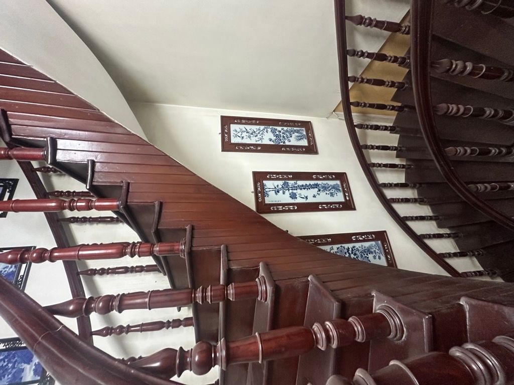 Bán nhà Đê La Thành - diện tích 57m2 4 tầng - Ô tô tránh - giá 4,4 tỷ