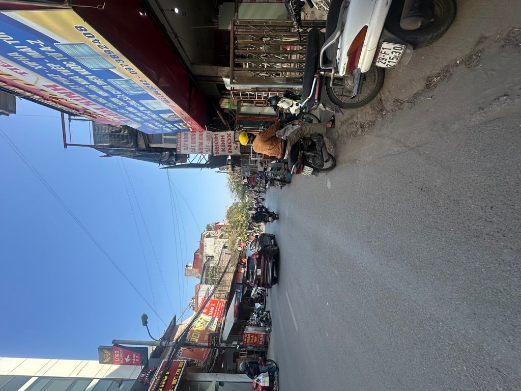 Bán nhà Đê La Thành - diện tích 57m2 4 tầng - Ô tô tránh - giá 4,4 tỷ