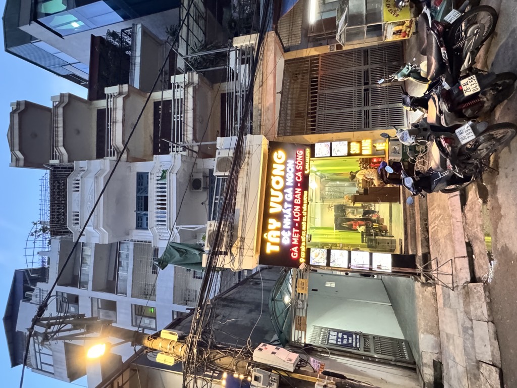 Bán nhà Lê Văn Lương - diện tích 80m2 4 tầng - Lô góc - giá 28,5 tỷ