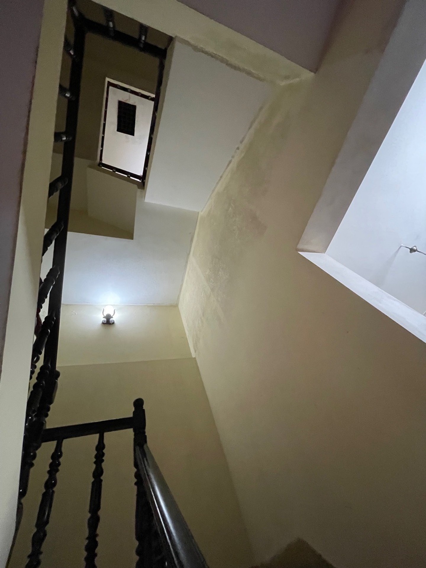 Bán nhà Minh Khai - diện tích 73m2 3 tầng - Nhà đẹp hiếm có - giá 15 tỷ