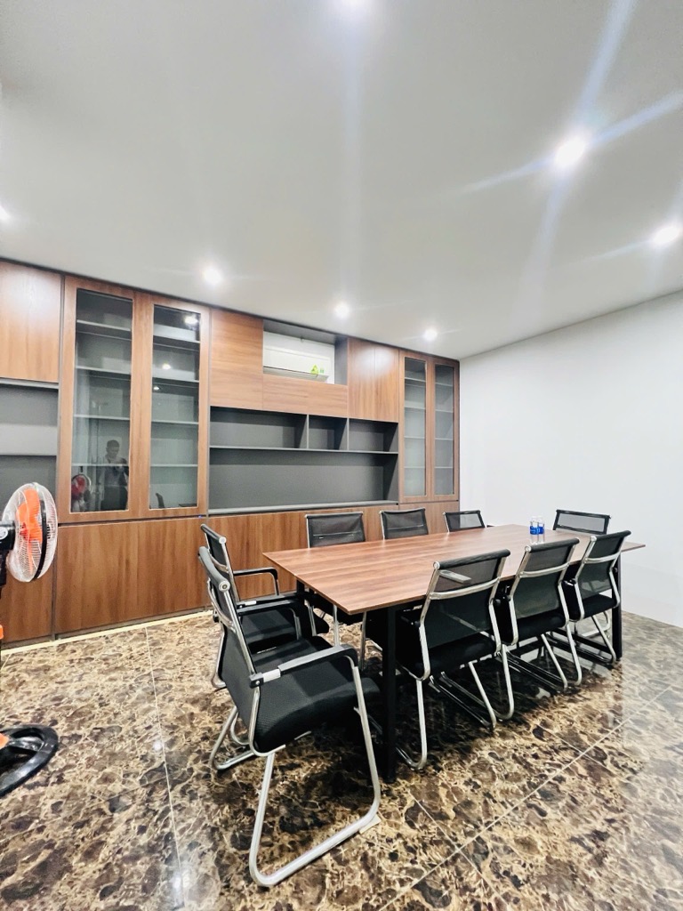 Bán nhà Nguyễn Khuyến - diện tích 106m2 6 tầng - Ô TÔ TRÁNH - giá 35,5 tỷ