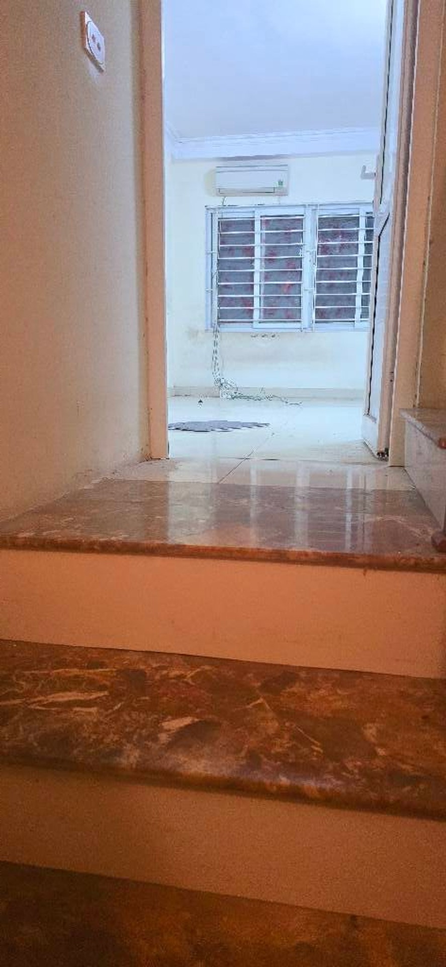 Bán nhà Vĩnh Hưng - diện tích 30m2 5 tầng - Nhà đẹp hiếm có - giá 8,5 tỷ