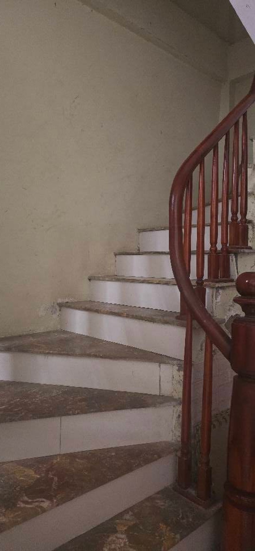 Bán nhà Vĩnh Hưng - diện tích 30m2 5 tầng - Nhà đẹp hiếm có - giá 8,5 tỷ