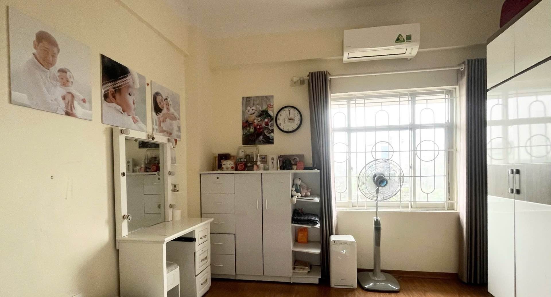 Bán nhà Thịnh Liệt - diện tích 65m2 3 tầng - Lô góc 3 mặt thoáng - giá 4,6 tỷ