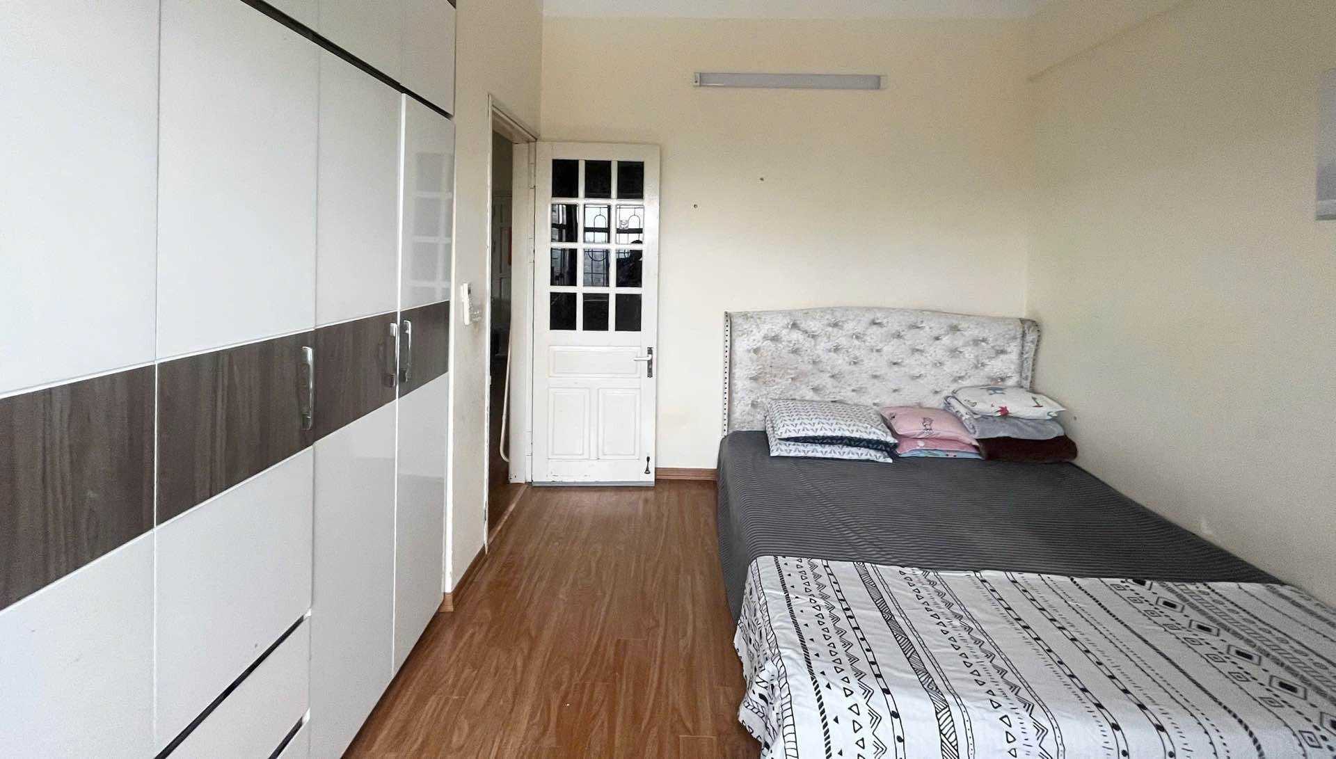 Bán nhà Thịnh Liệt - diện tích 65m2 3 tầng - Lô góc 3 mặt thoáng - giá 4,6 tỷ