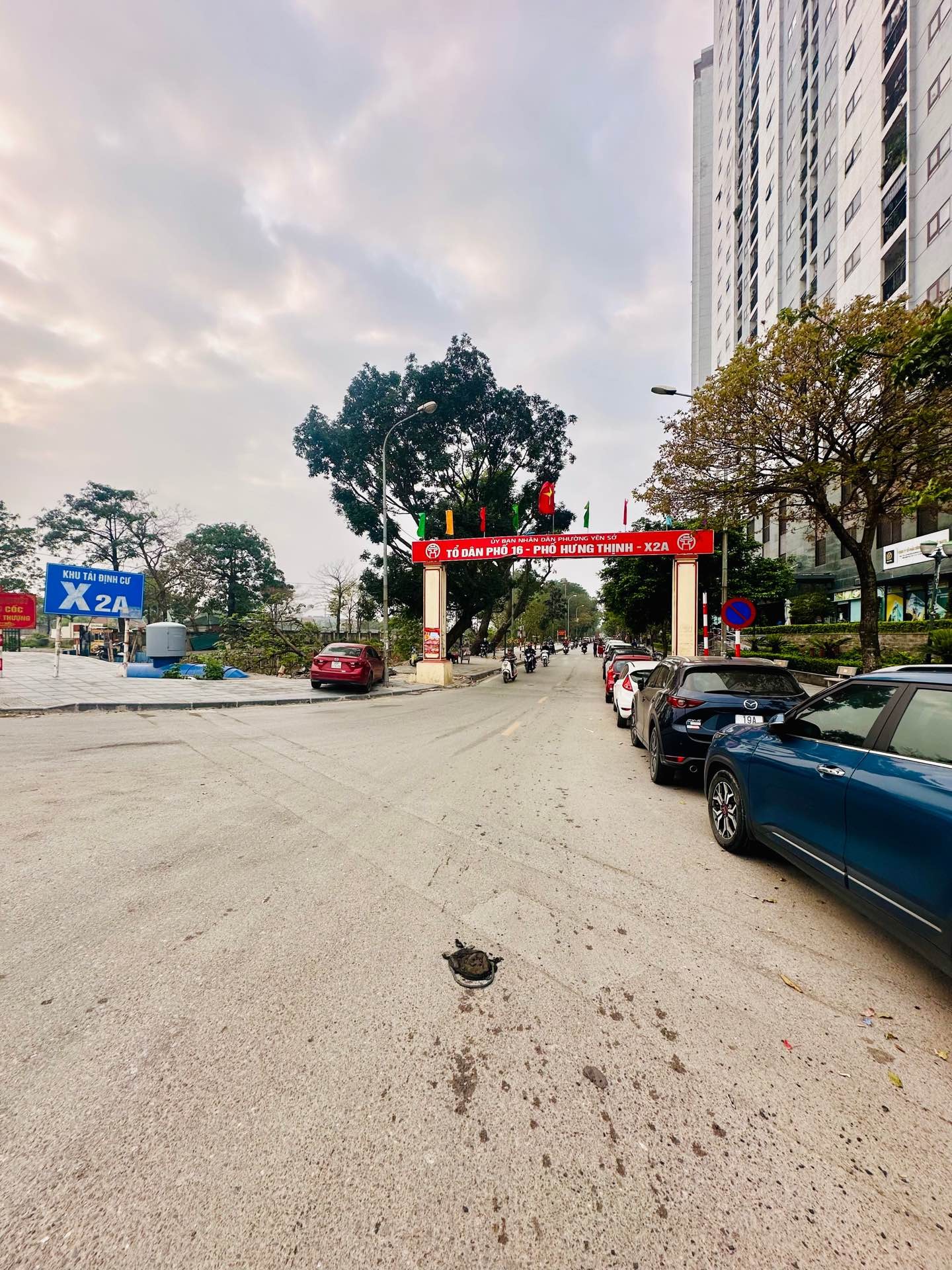 Bán nhà Ngõ 3 ô tô tránh - diện tích 80m2 0 tầng - Lô góc 3 mặt thoáng - giá 27 tỷ