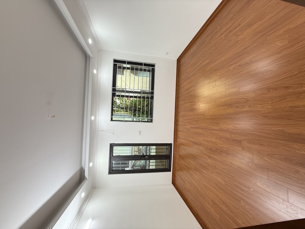 Bán nhà Minh Khai - diện tích 31m2 3 tầng - Ô tô tránh 30m - giá 4,8 tỷ