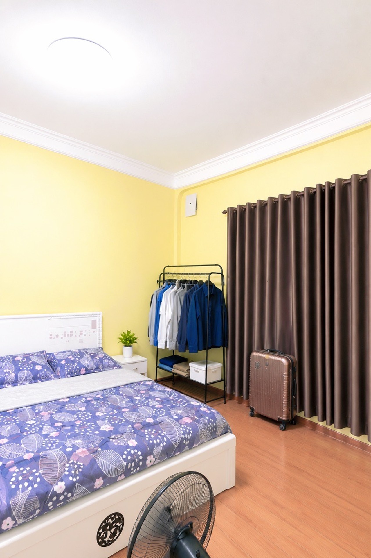 Bán nhà Hoàng Mai - diện tích 61m2 4 tầng - ô tô qua nhà - giá 18,8 tỷ