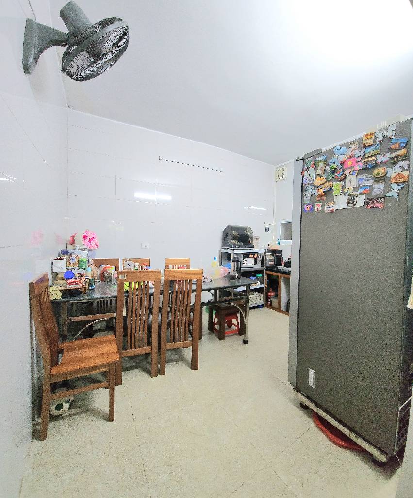 Bán nhà Lĩnh Nam - diện tích 70m2 4 tầng - Ô TÔ TRÁNH - giá 23 tỷ