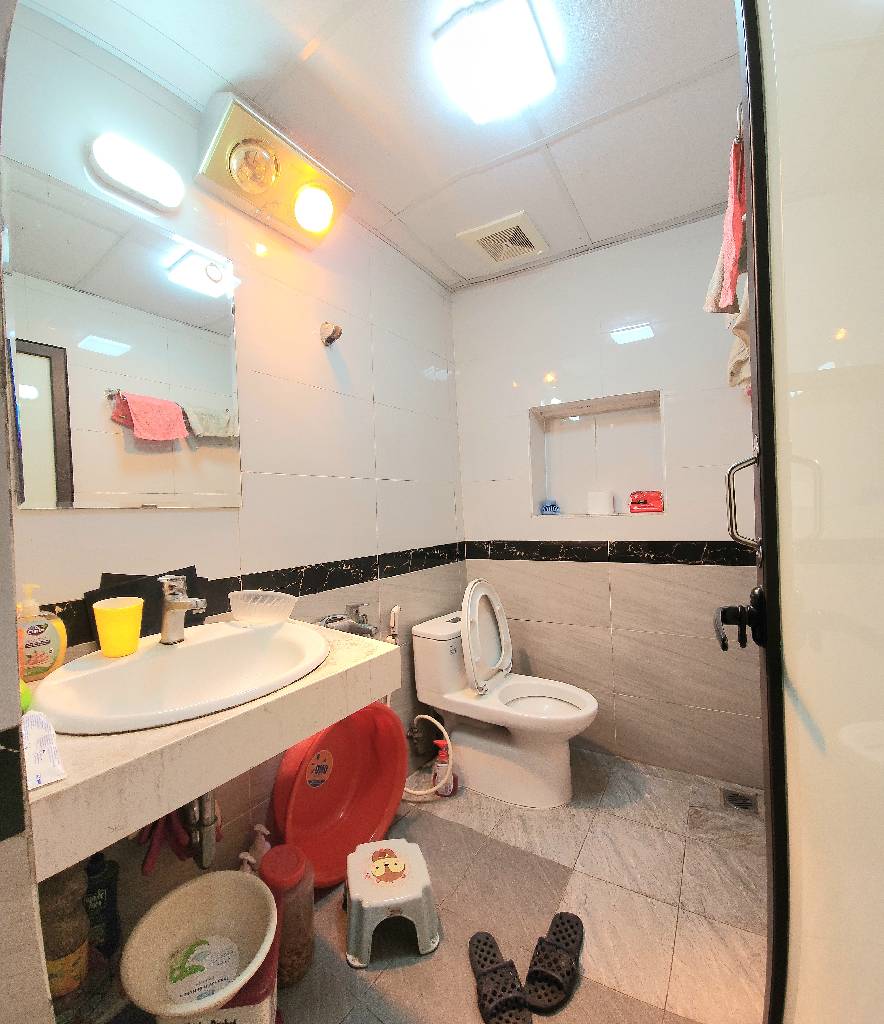 Bán nhà Lĩnh Nam - diện tích 70m2 4 tầng - Ô TÔ TRÁNH - giá 23 tỷ