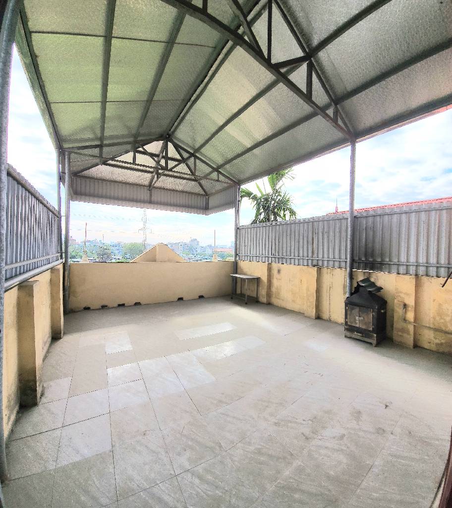 Bán nhà Lĩnh Nam - diện tích 70m2 4 tầng - Ô TÔ TRÁNH - giá 23 tỷ