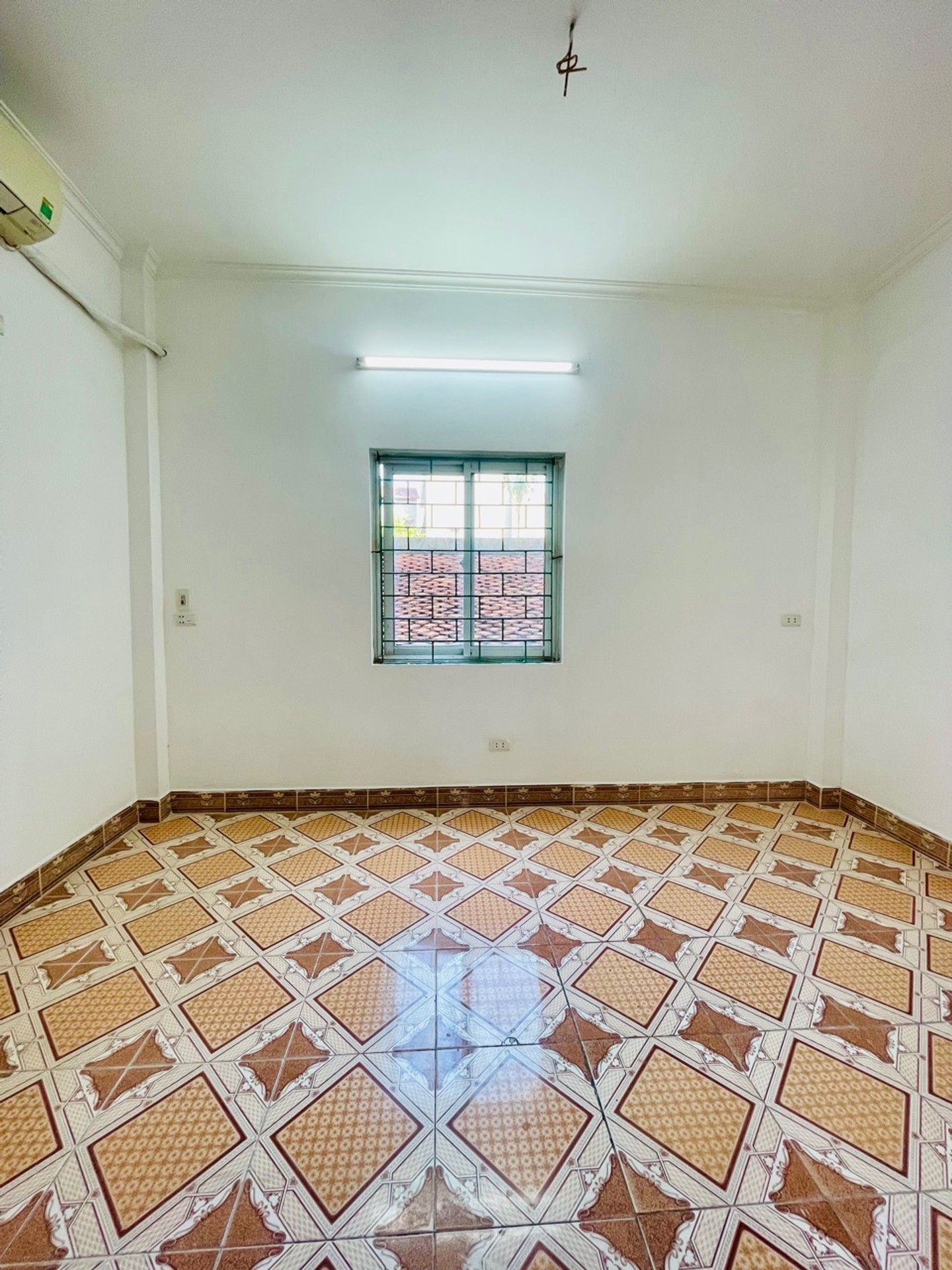 Bán nhà Gốc Đề - diện tích 27m2 4 tầng - 2 mặt thoáng - giá 7,2 tỷ