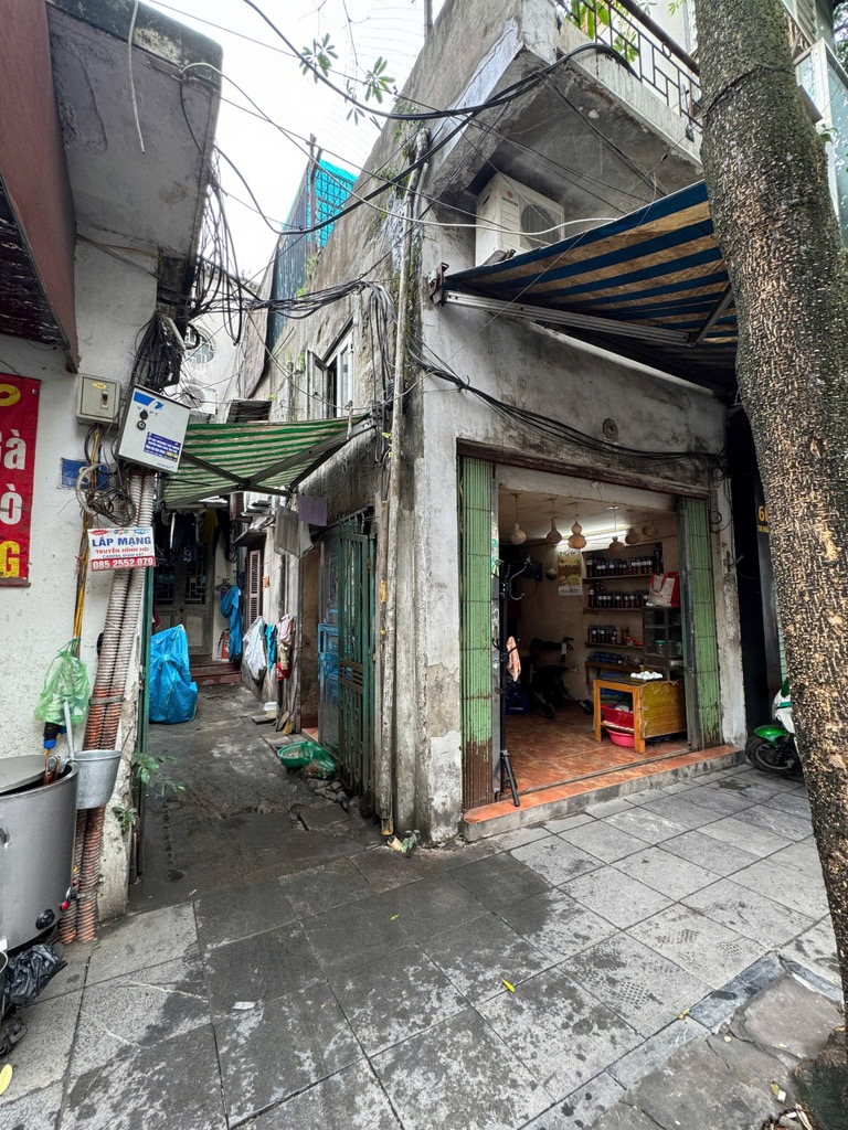 Bán nhà Thợ Nhuộm - diện tích 120m2 2 tầng - Mặt phố cổ - giá 57 tỷ