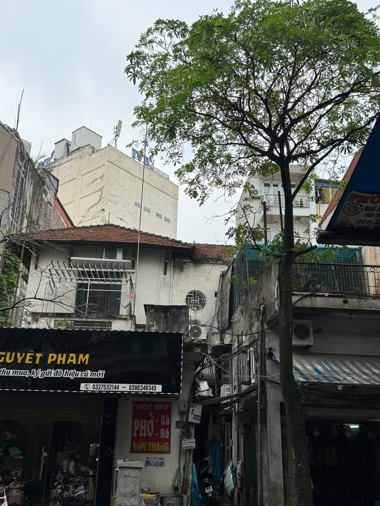 Bán nhà Thợ Nhuộm - diện tích 120m2 2 tầng - Mặt phố cổ - giá 57 tỷ