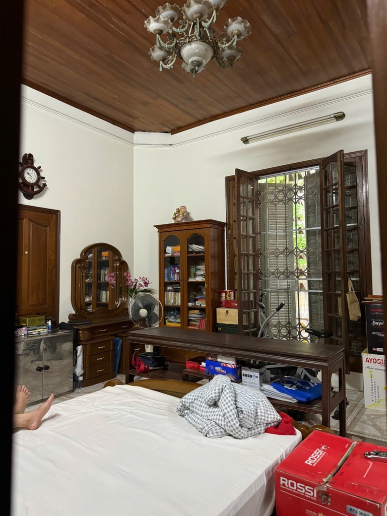 Bán nhà Thợ Nhuộm - diện tích 120m2 2 tầng - Mặt phố cổ - giá 57 tỷ