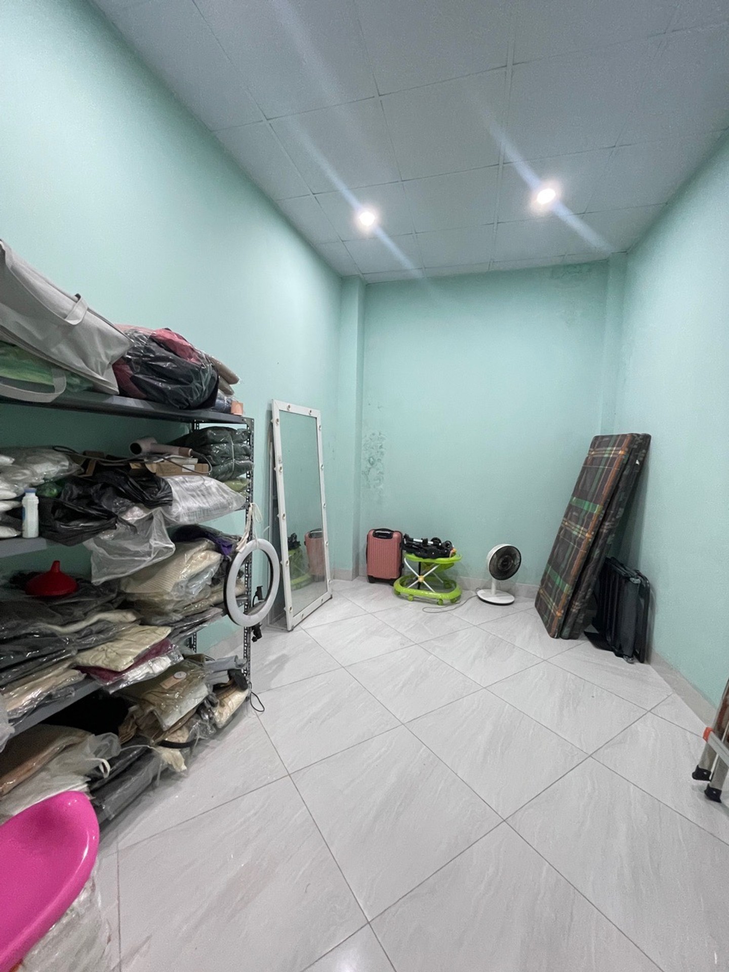 Bán nhà Định Công Thượng - diện tích 48m2 2 tầng - nhà siêu thoáng - giá 3,15 tỷ