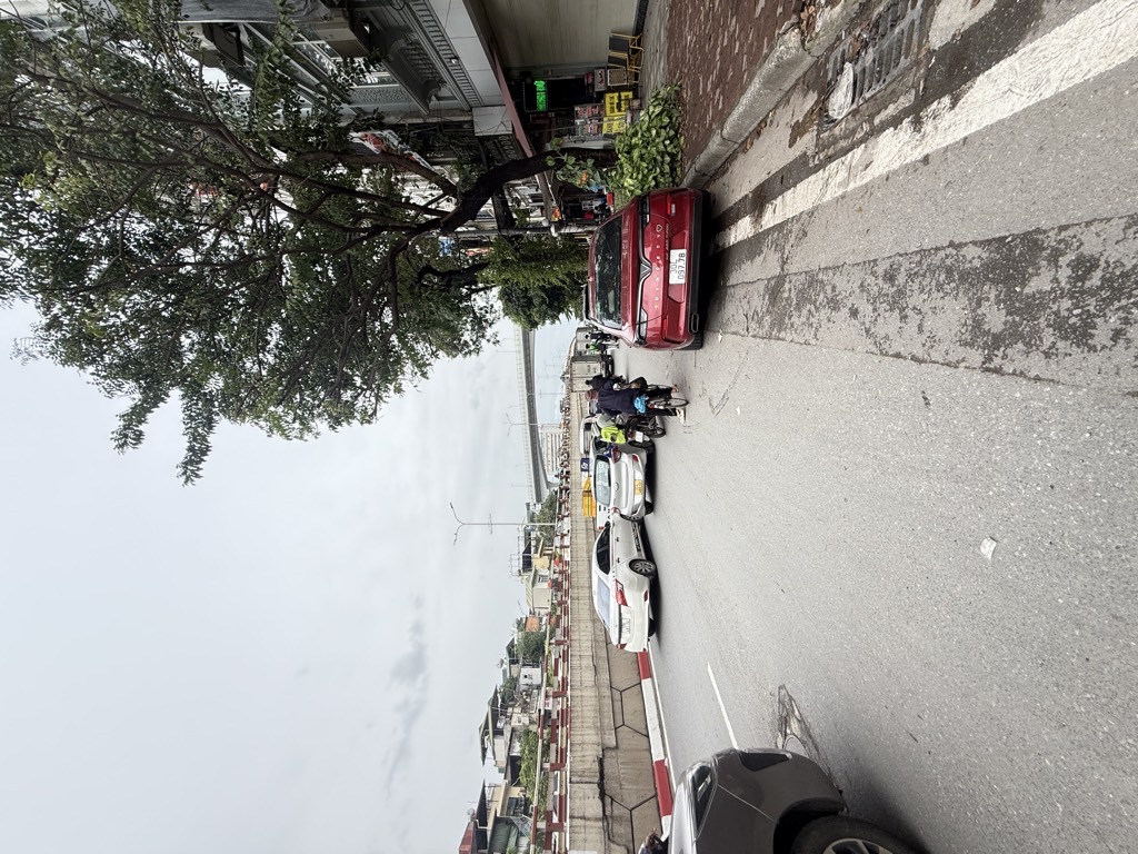 Bán nhà Giải Phóng - diện tích 148m2 3 tầng - mặt phố kinh doanh sầm uất - giá 31 tỷ