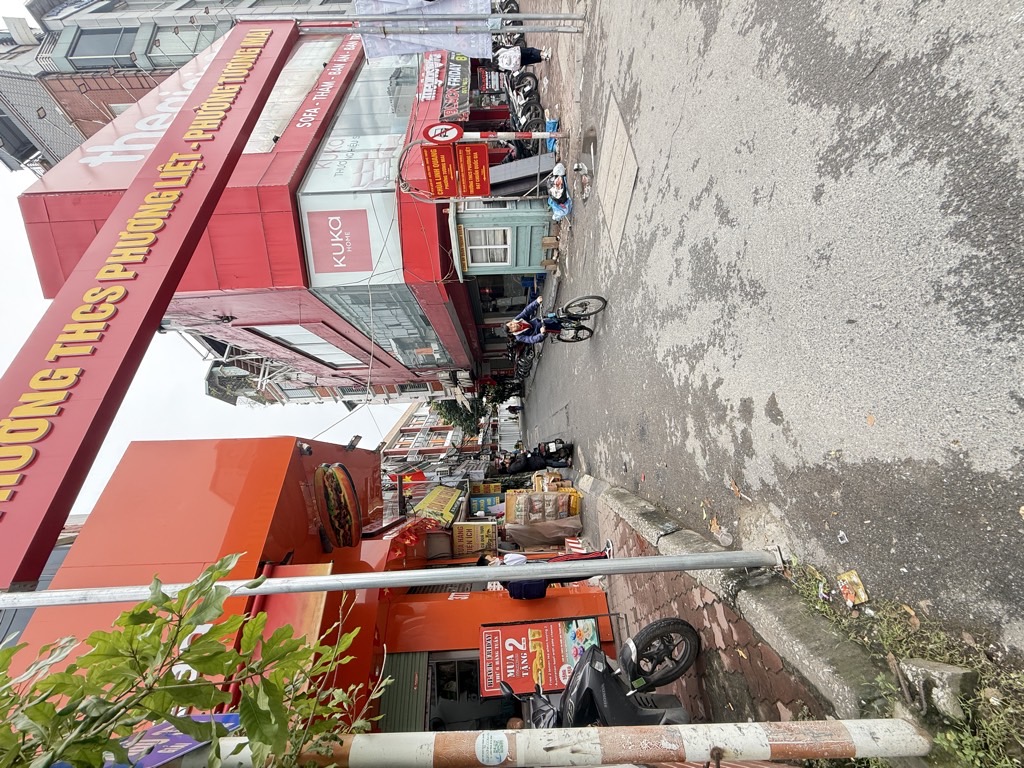 Bán nhà Giải Phóng - diện tích 148m2 3 tầng - mặt phố kinh doanh sầm uất - giá 31 tỷ