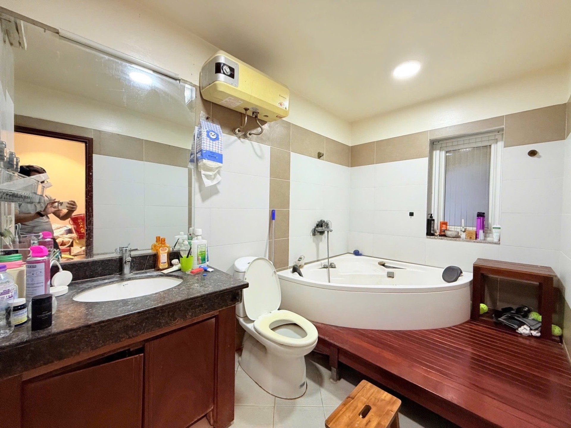 Bán nhà ngõ Hoà Bình 7 - diện tích 232m2 5 tầng - CCMN vừa ở vừa cho thuê - giá 49,5 tỷ
