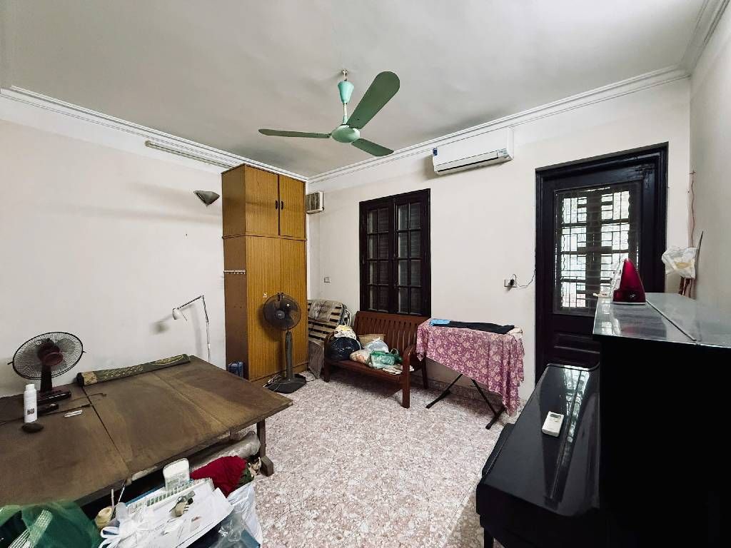 Bán nhà Hàng Chuối - diện tích 74.5m2 5 tầng - Hẻm xe máy - giá 32,5 tỷ