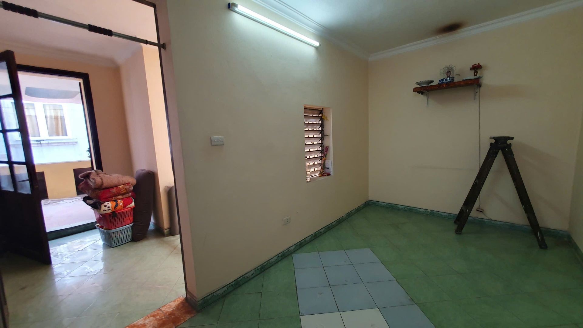 Bán nhà Vĩnh Tuy - diện tích 46m2 3 tầng - Lô góc, ô tô nhỏ lùi cửa - giá 9,4 tỷ