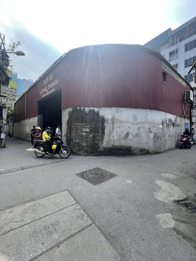 Bán nhà Lê Văn Lương - diện tích 426m2 1 tầng - Đất 2 mặt ngõ - giá 175 tỷ