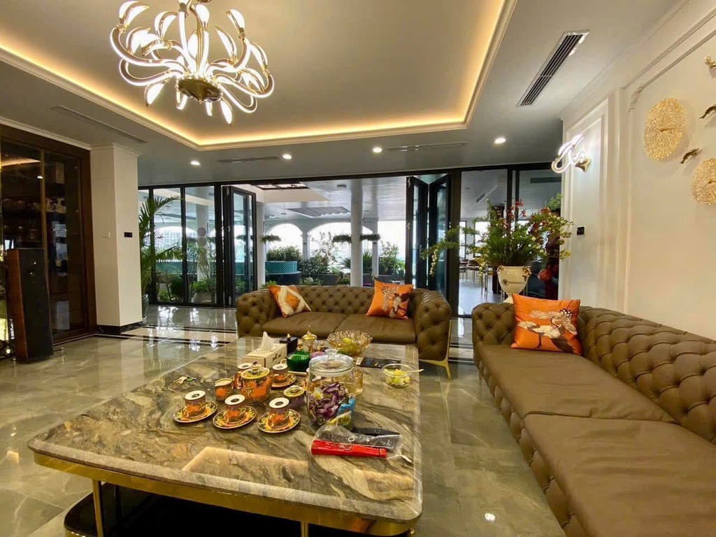 Bán nhà Minh Khai - diện tích 500m2 21 tầng - Căn Penhouse độc nhất vô nhị - giá 48 tỷ