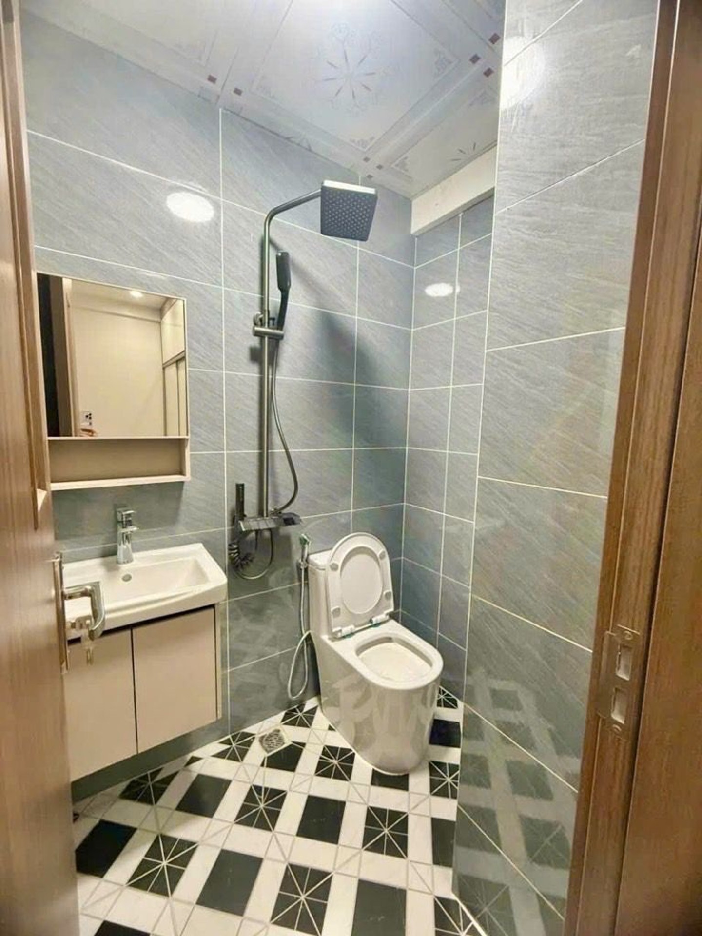 Bán nhà CT1 A1 KĐT Mới Tây Nam Linh Đàm - diện tích 51m2 12 tầng - SIÊU PHẨM LINH ĐÀM - giá 5,5 tỷ