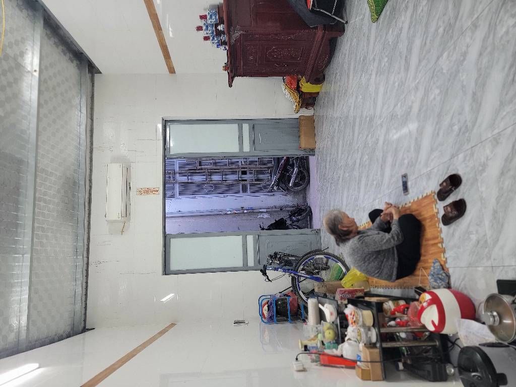 Bán nhà Thanh Đàm - diện tích 42m2 2 tầng - Vị trí đẹp ngõ rộng thoáng - giá 4,2 tỷ