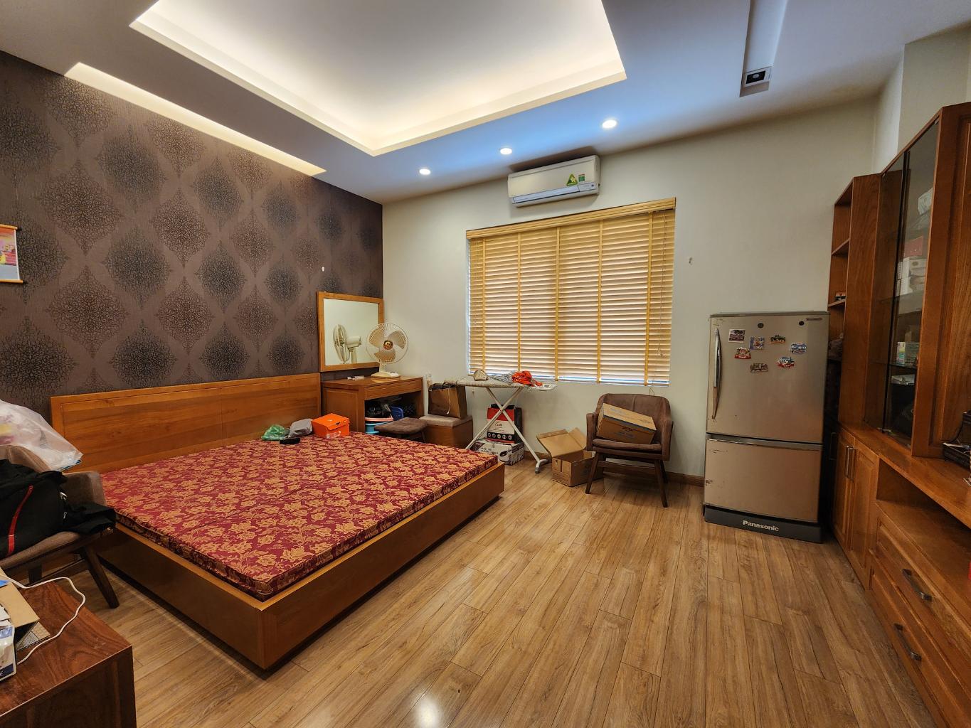 Bán nhà Quan Thổ 1 - diện tích 94m2 6 tầng - Ô TÔ - ĐẤT THỔ - NHÀ ĐẸP - giá 36 tỷ