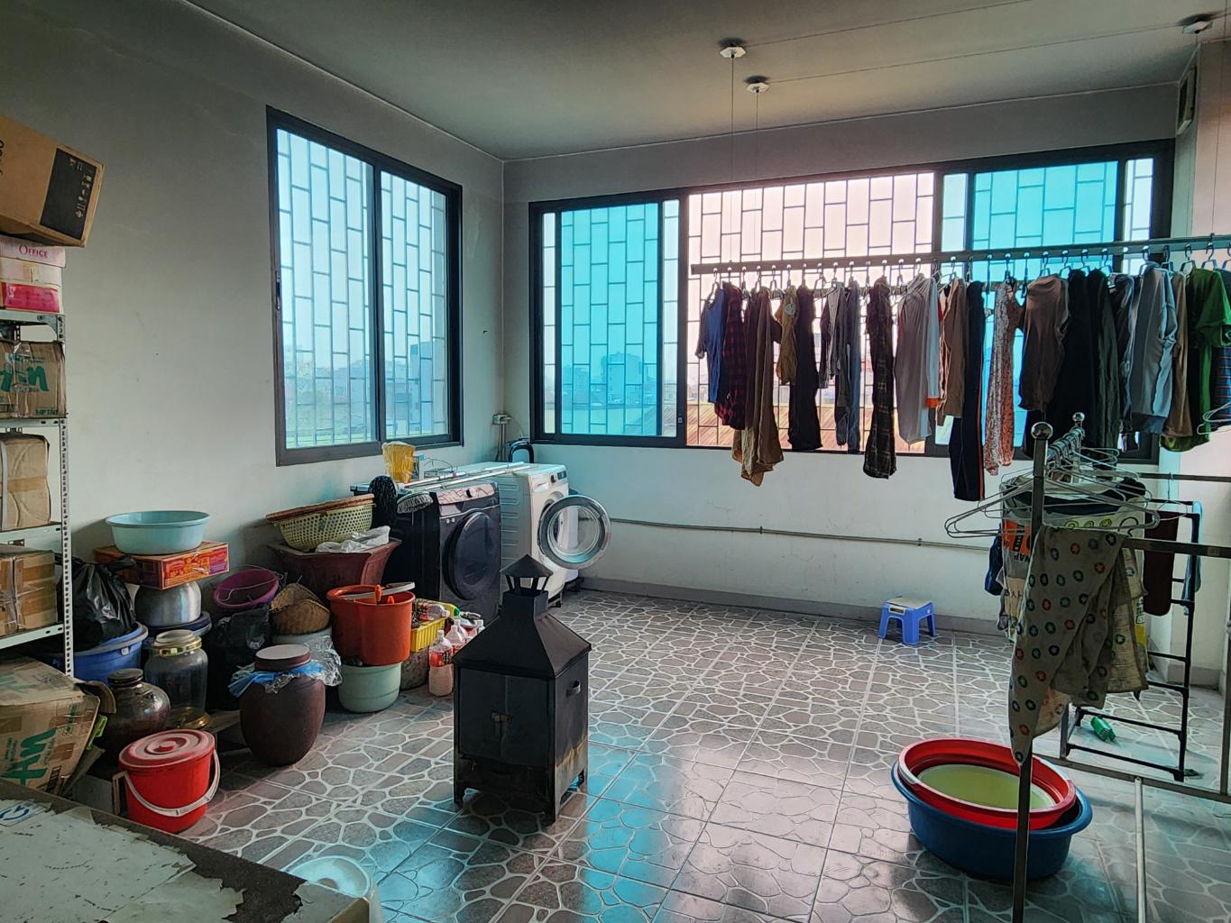 Bán nhà Quan Thổ 1 - diện tích 94m2 6 tầng - Ô TÔ - ĐẤT THỔ - NHÀ ĐẸP - giá 36 tỷ