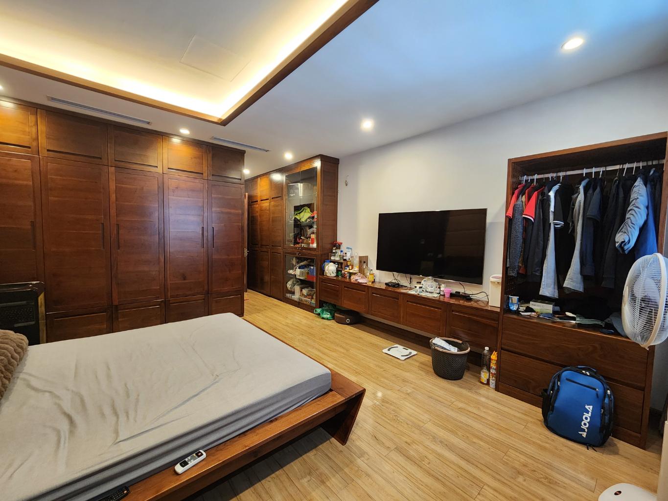 Bán nhà Quan Thổ 1 - diện tích 94m2 6 tầng - Ô TÔ - ĐẤT THỔ - NHÀ ĐẸP - giá 36 tỷ