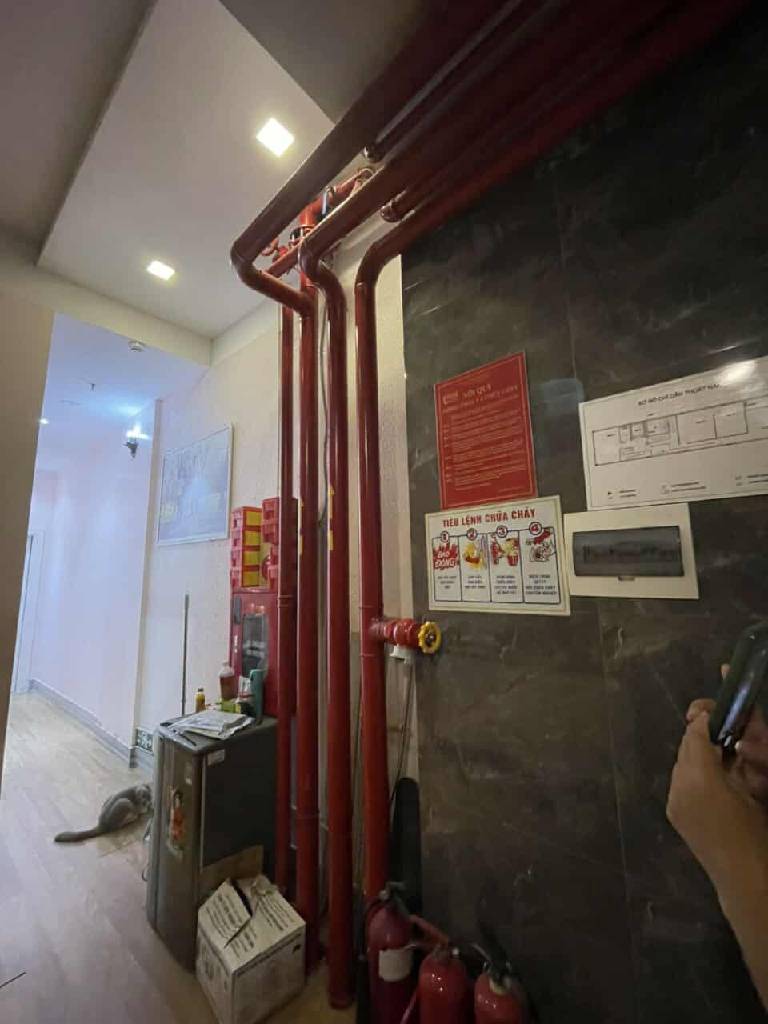 Bán nhà Khương Đình - diện tích 140m2 8 tầng - Ô tô tránh - giá 91 tỷ