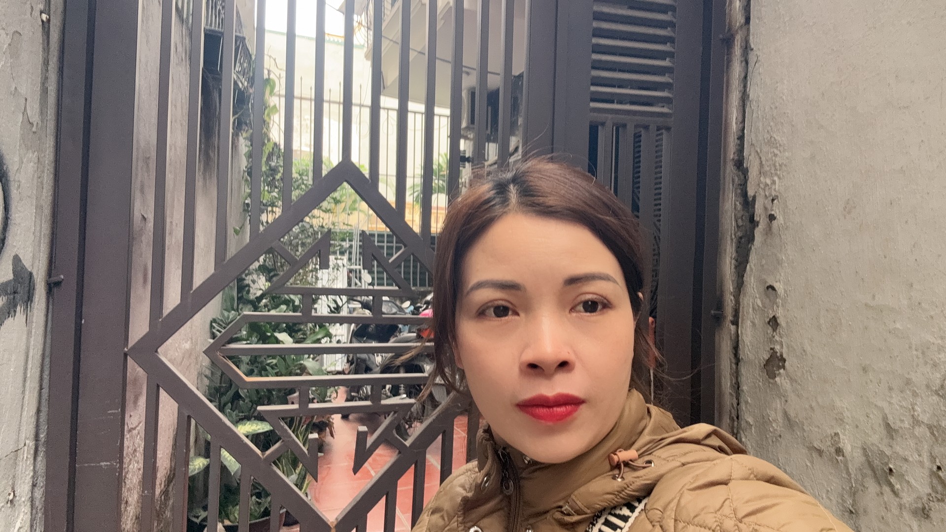 Bán nhà Thanh Nhàn - diện tích 61m2 4 tầng - Nhà đẹp hiếm có - giá 12 tỷ