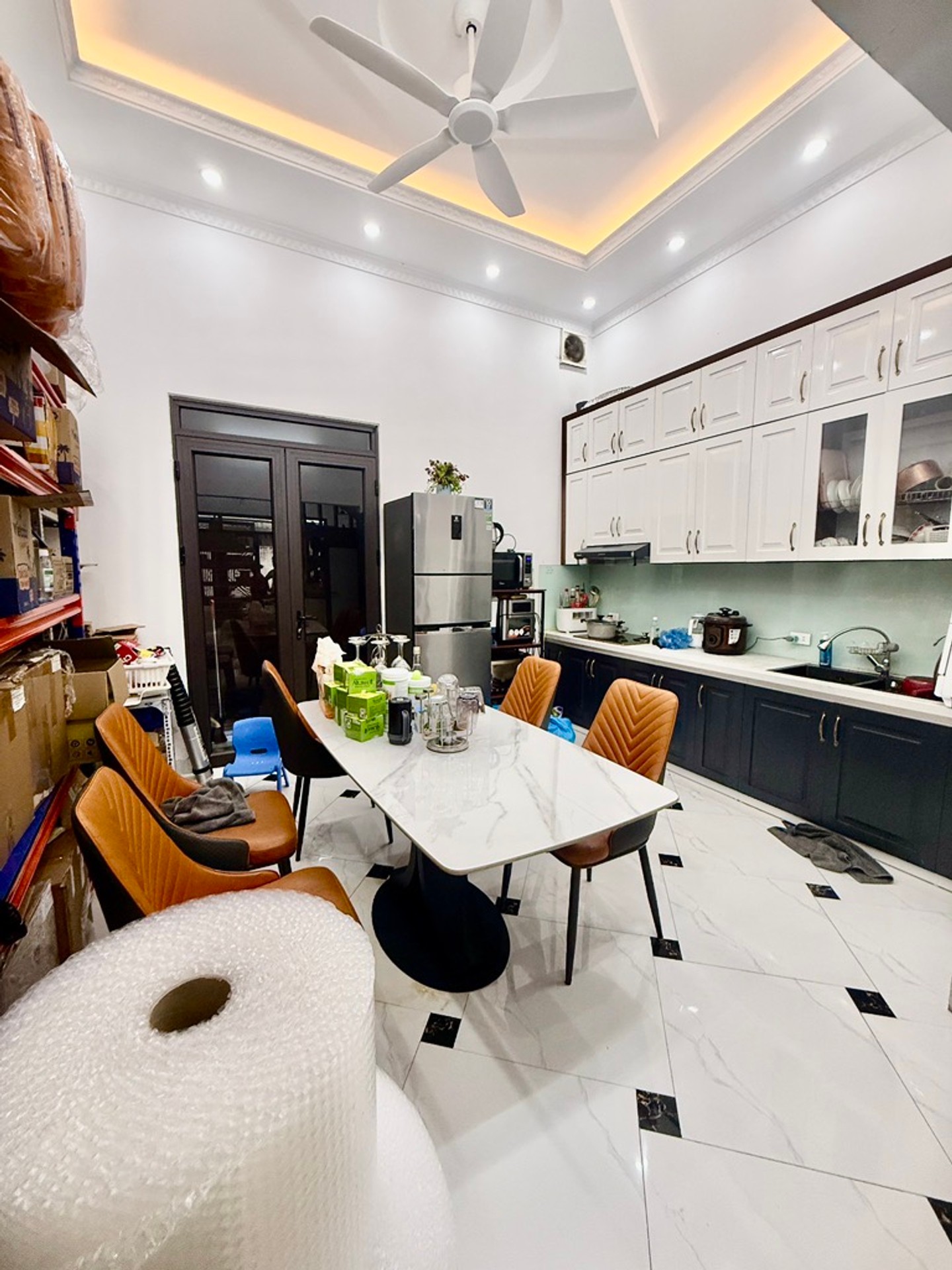 Bán nhà Thanh Nhàn - diện tích 61m2 4 tầng - Nhà đẹp hiếm có - giá 12 tỷ