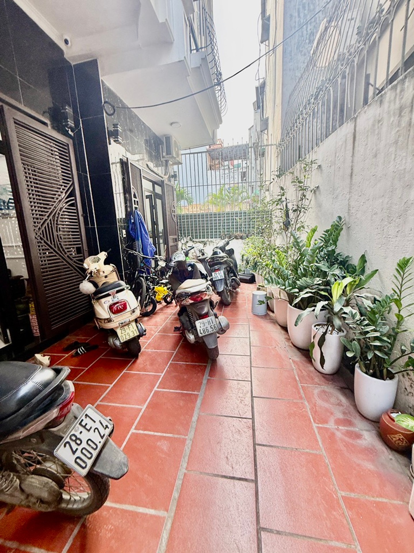 Bán nhà Thanh Nhàn - diện tích 61m2 4 tầng - Nhà đẹp hiếm có - giá 12 tỷ