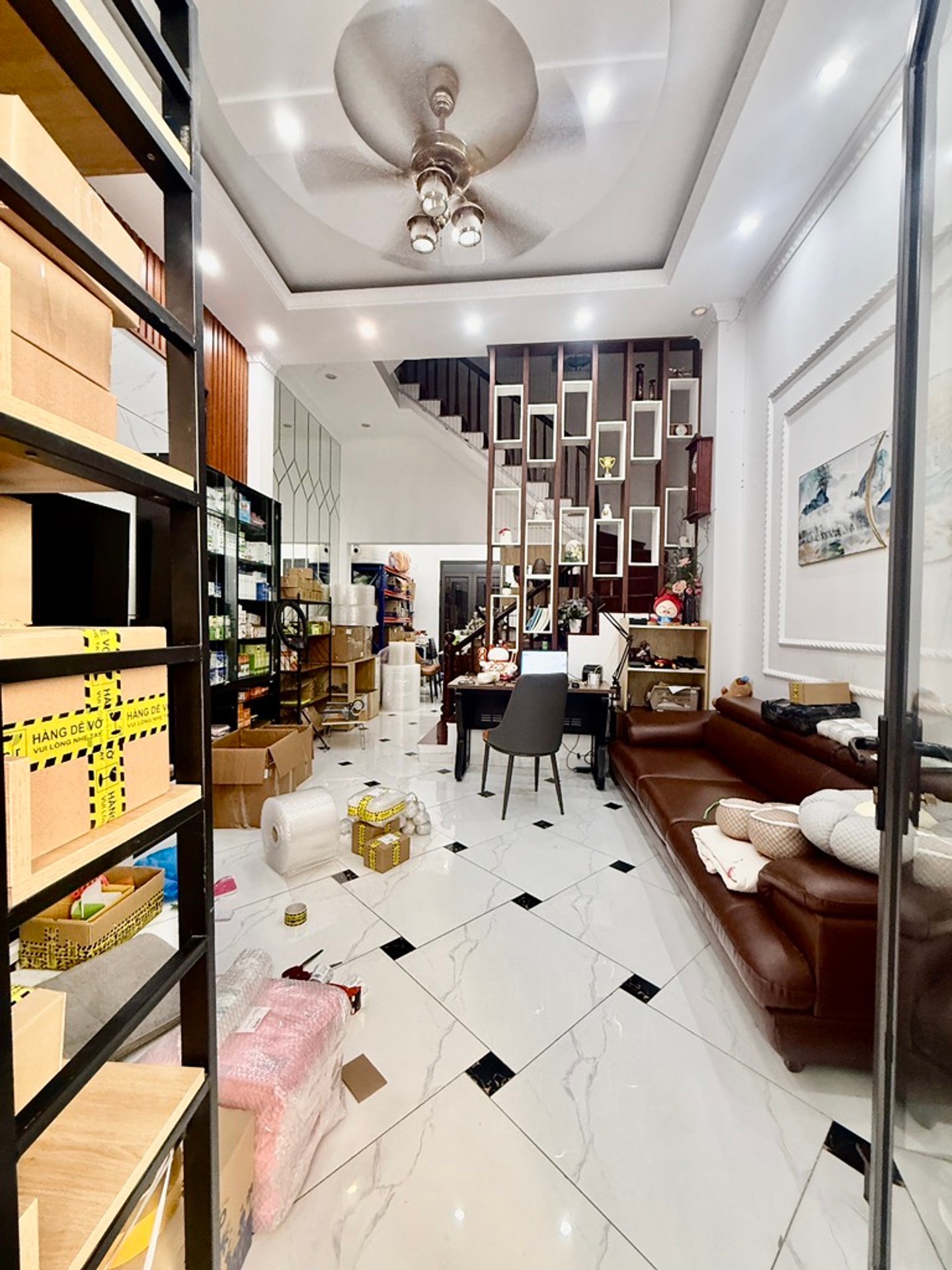 Bán nhà Thanh Nhàn - diện tích 61m2 4 tầng - Nhà đẹp hiếm có - giá 12 tỷ