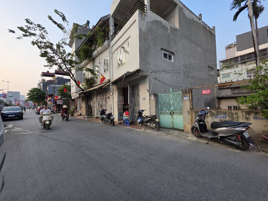 Bán nhà Âu Cơ - diện tích 110.2m2 1 tầng - Ô tô tránh - giá 30 tỷ