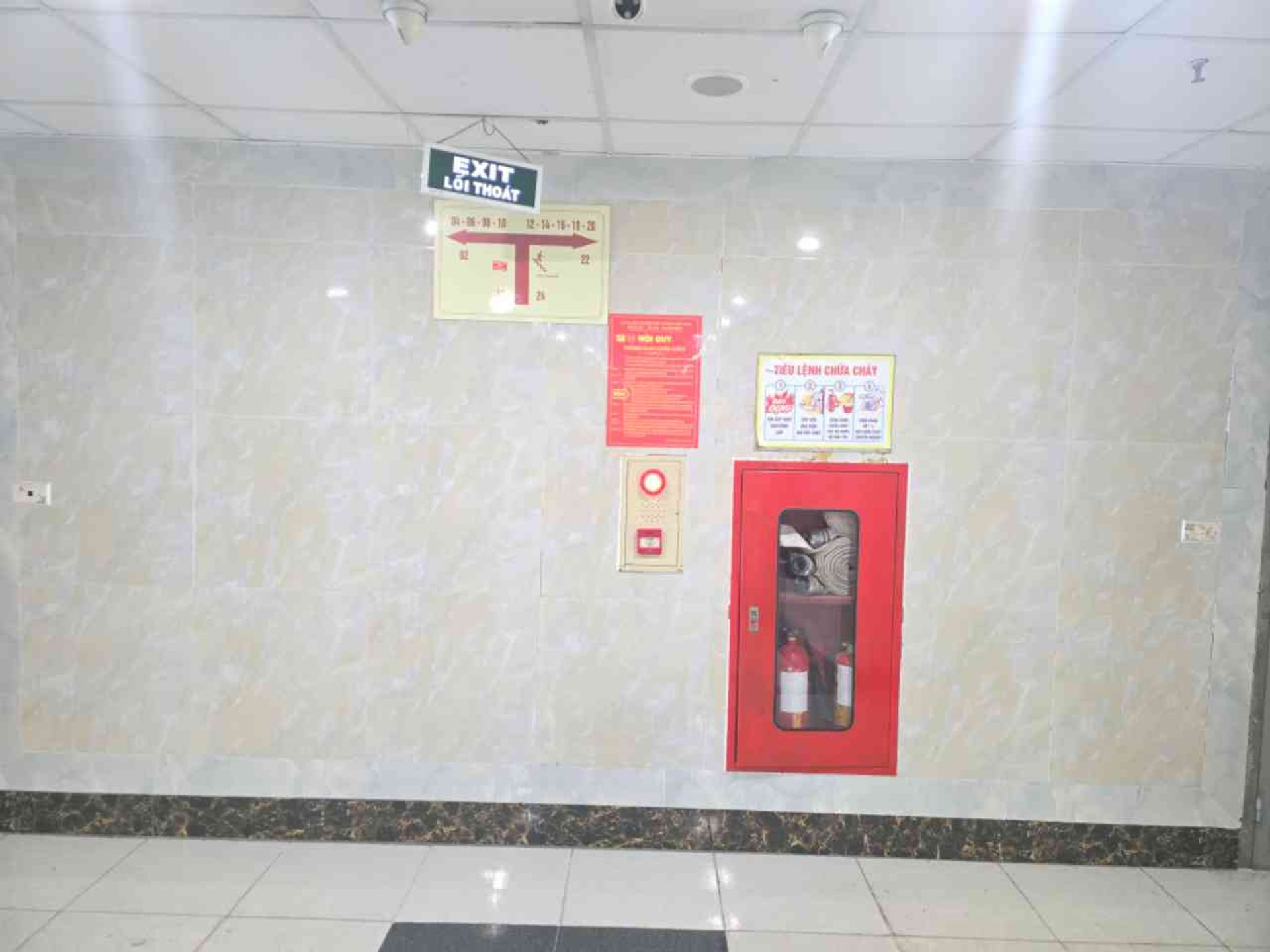 Bán nhà Nguyễn Xiển - diện tích 56m2 1 tầng - Lô góc 3 thoáng - giá 3,99 tỷ