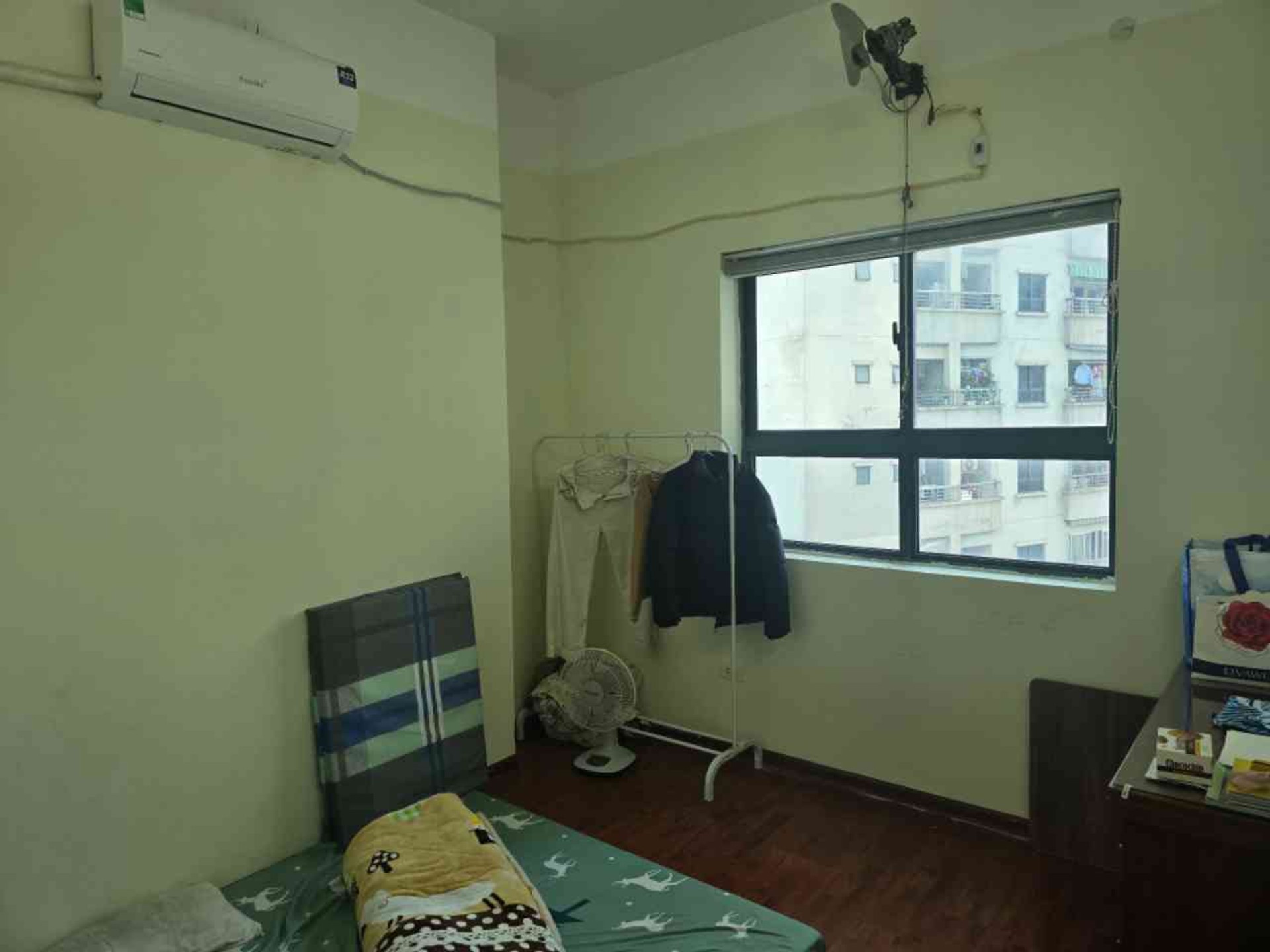 Bán nhà Nguyễn Xiển - diện tích 56m2 1 tầng - Lô góc 3 thoáng - giá 3,99 tỷ