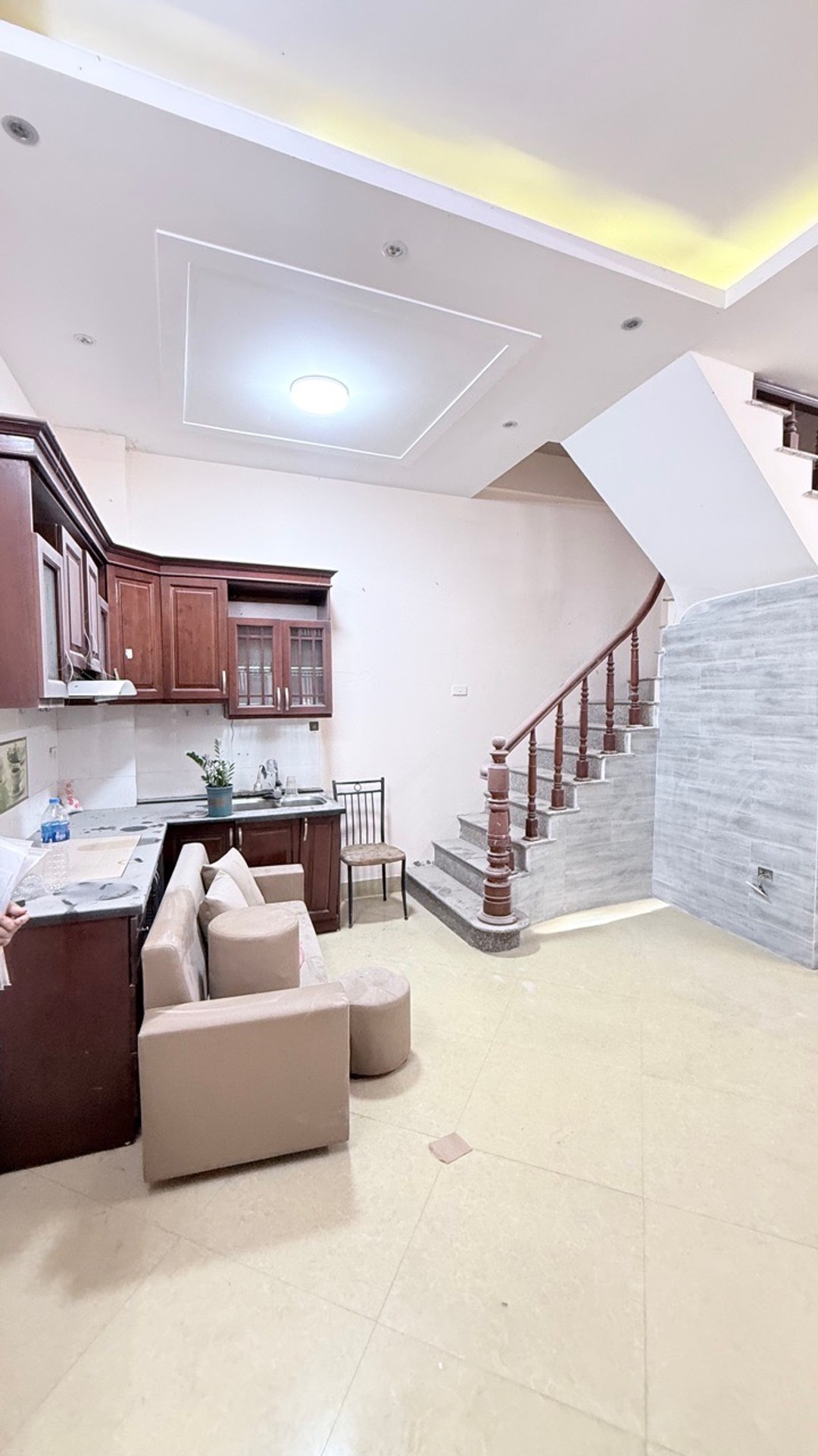 Bán nhà Trần Khát Chân - diện tích 30m2 5 tầng - Ngõ nông - giá 9,2 tỷ