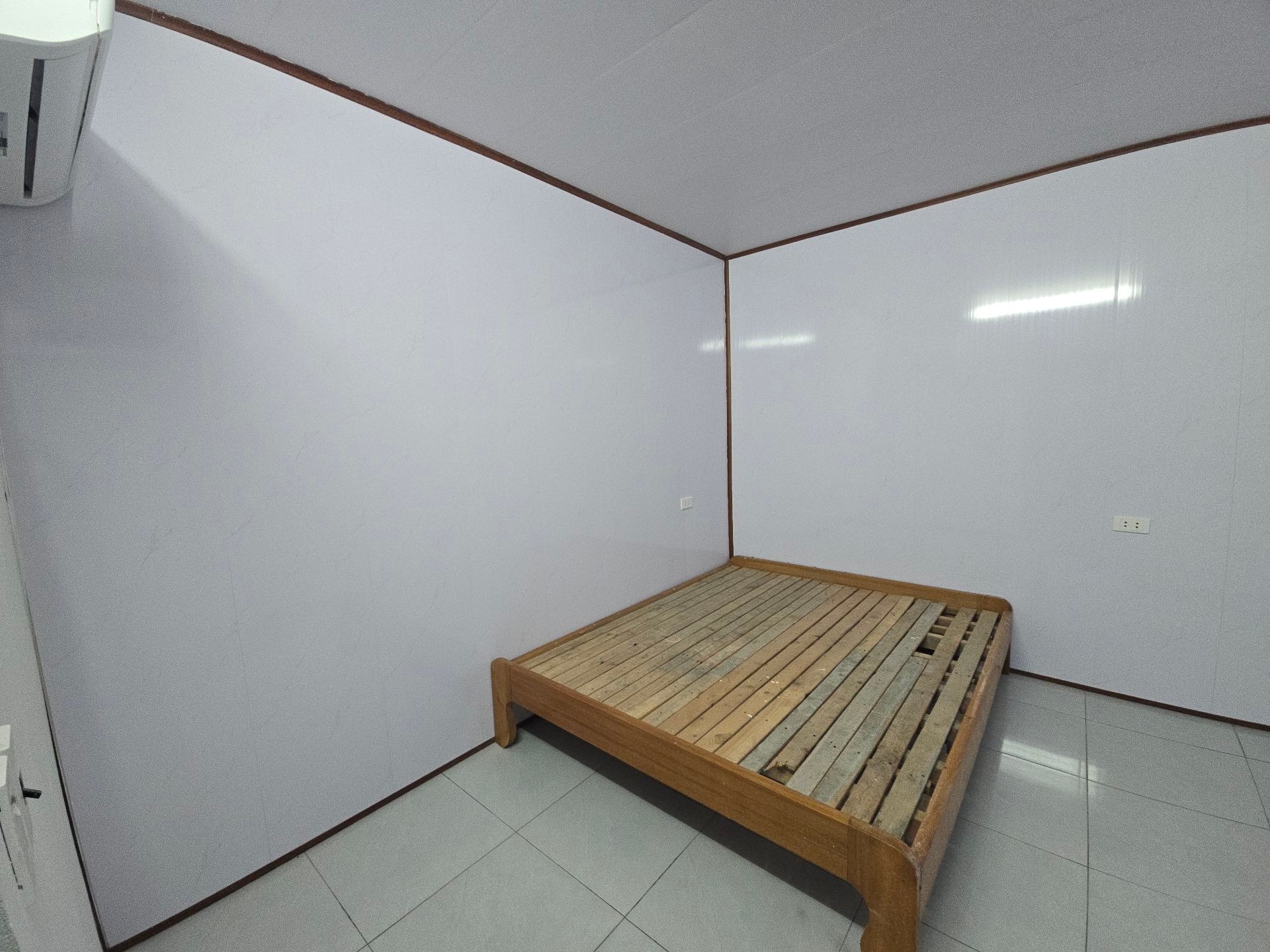 Bán nhà Thanh Đàm - diện tích 20m2 2 tầng - gần ô tô - giá 4,8 tỷ