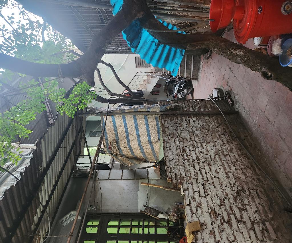 Bán nhà Đỗ Đức Dục - diện tích 250m2 3 tầng - Mảnh đất vàng hiếm có - giá 79 tỷ