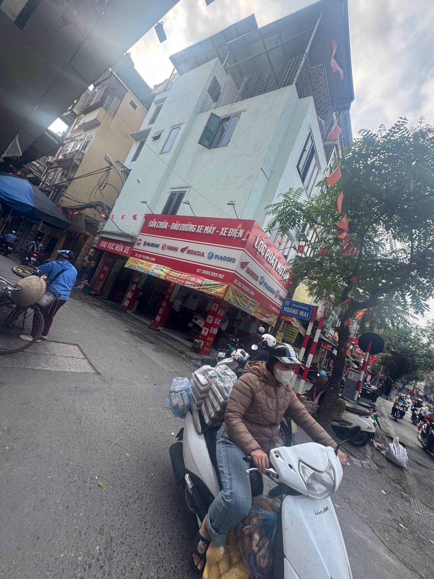 Bán nhà Hoàng Mai - diện tích 116m2 2 tầng - Chỉ có 1 mặt tiền - giá 36 tỷ