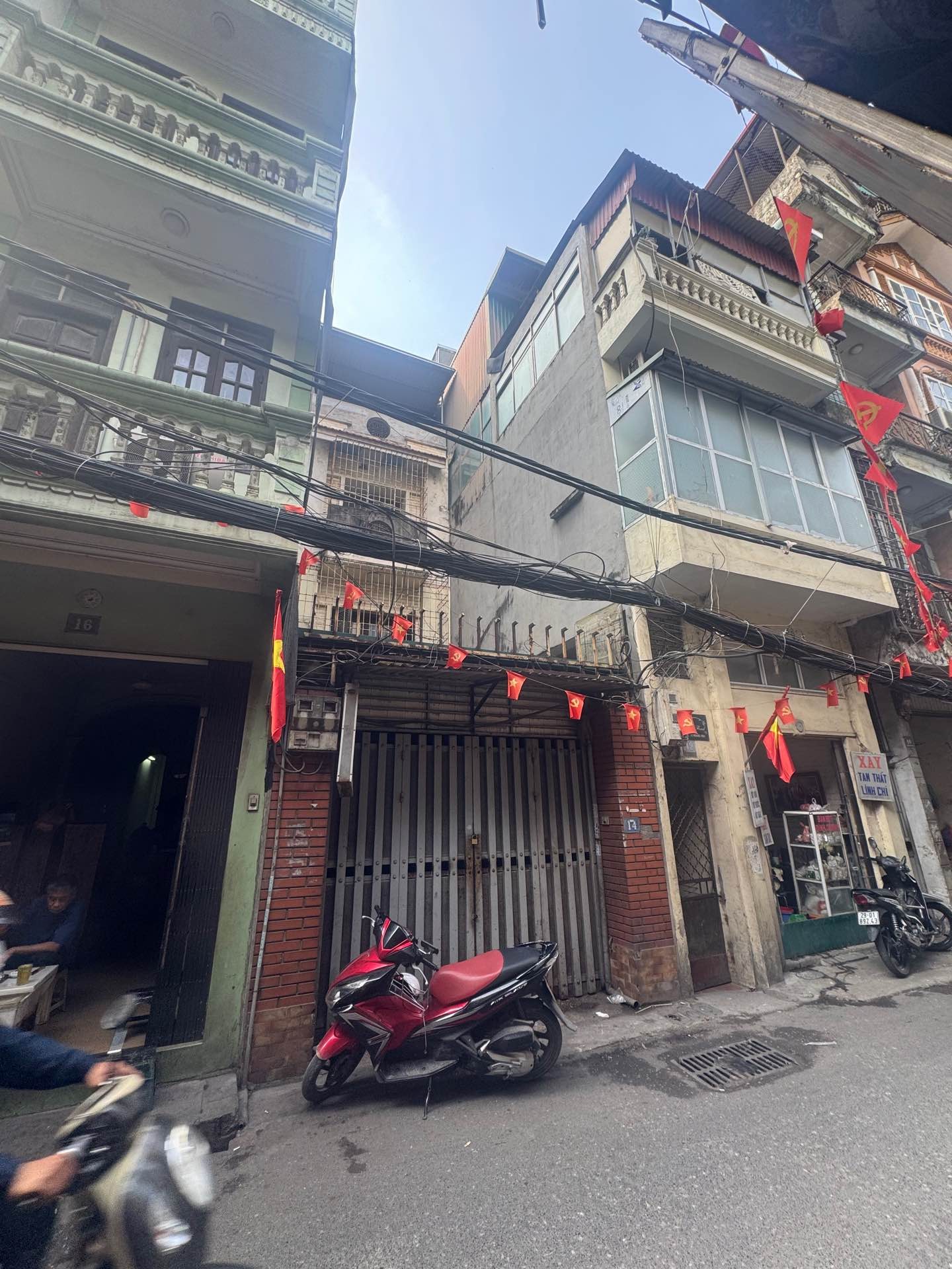 Bán nhà Hoàng Mai - diện tích 116m2 2 tầng - Chỉ có 1 mặt tiền - giá 36 tỷ