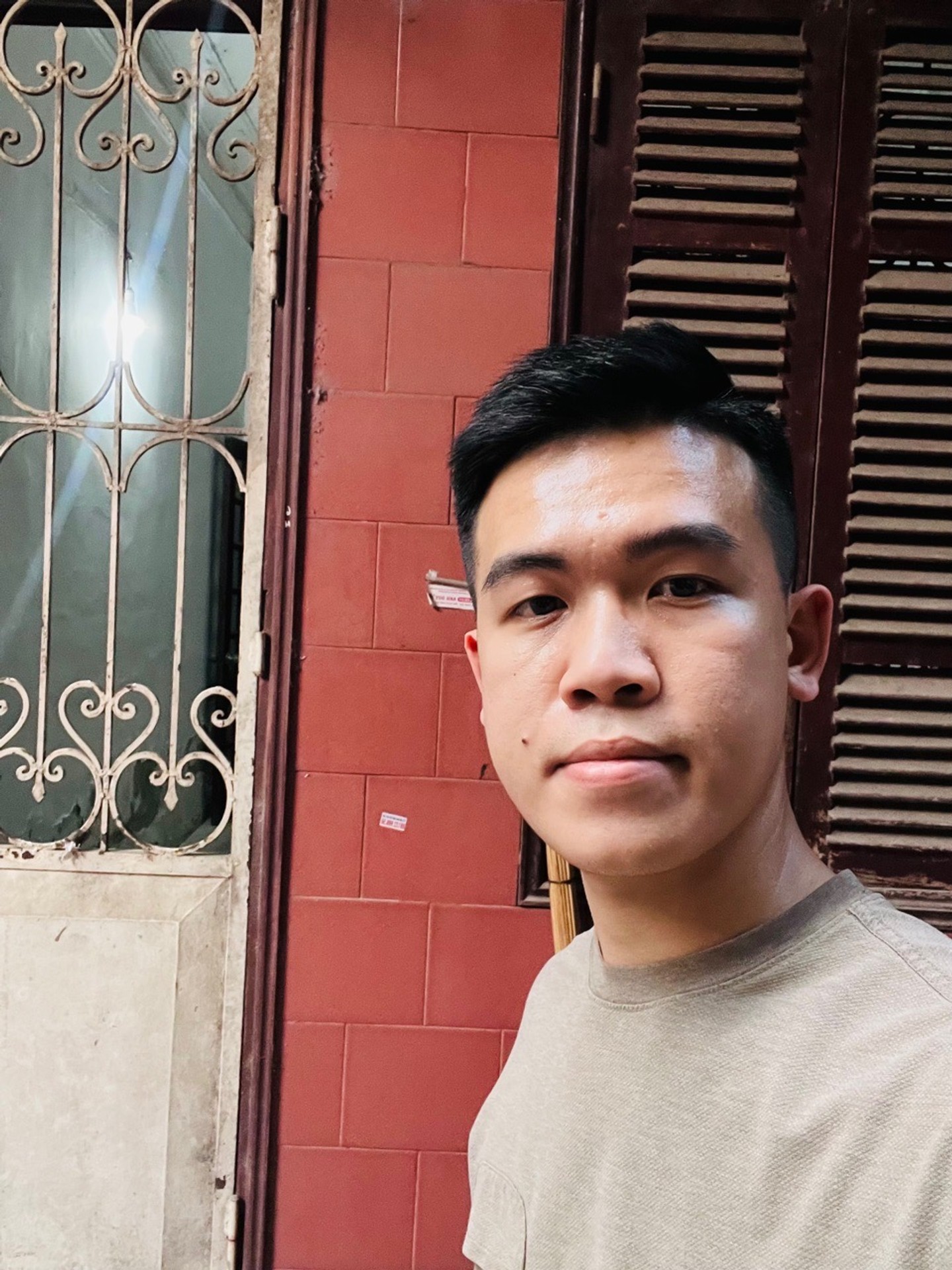 Bán nhà Hai Bà Trưng - diện tích 42m2 4 tầng - Ô tô đỗ cửa - giá 14,9 tỷ