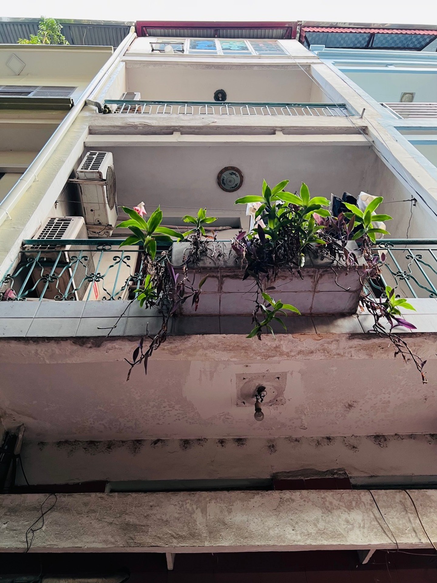 Bán nhà Hai Bà Trưng - diện tích 42m2 4 tầng - Ô tô đỗ cửa - giá 14,9 tỷ